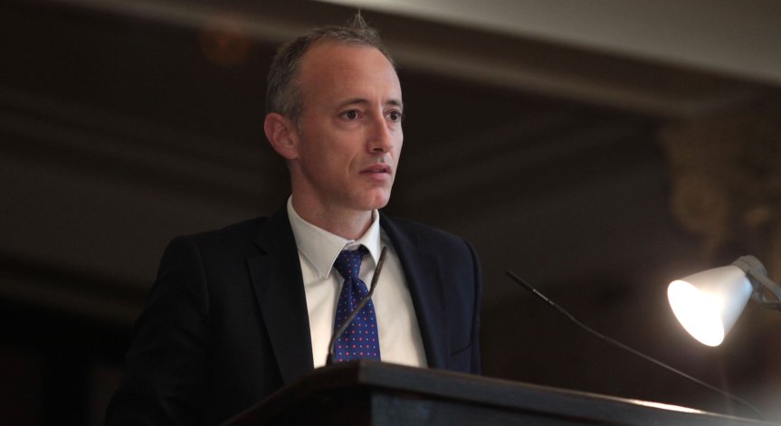 МОН не препоръчва организирането на училищни екскурзии