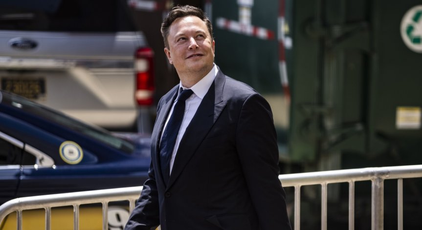 Мъск достави на Украйна допълнителни интернет терминали Starlink