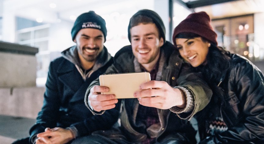 Тези зодии най-често се влюбват в най-добрия си приятел