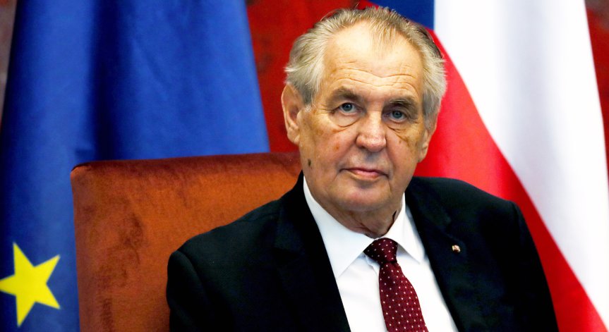 Отнемат правомощията на чешкия президент Милош Земан