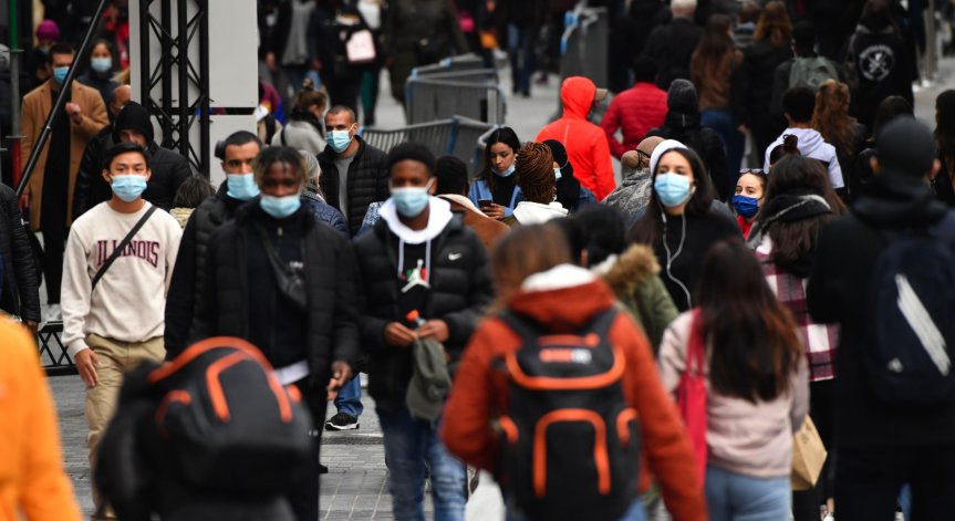 Белгия върви към облекчаване на мерките, експерти искат сертификатите да отпаднат