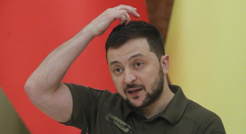 Зеленски спира безвизовия режим за руснаците, Украйна укрепва границите си