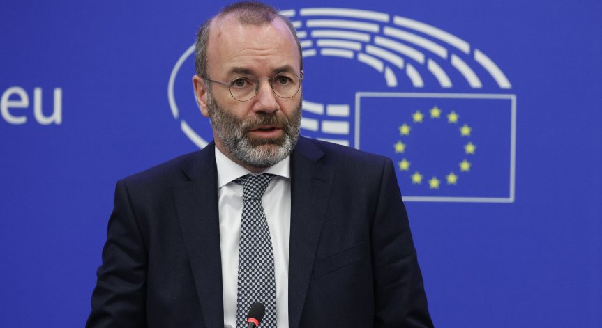 Мигрантски вълни заливат ЕС, ЕНП поиска издигане на гранични бариери