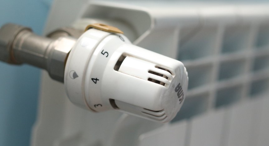 Омбудсманът поиска да ни изпращат SMS за предстоящо отчитане на парното