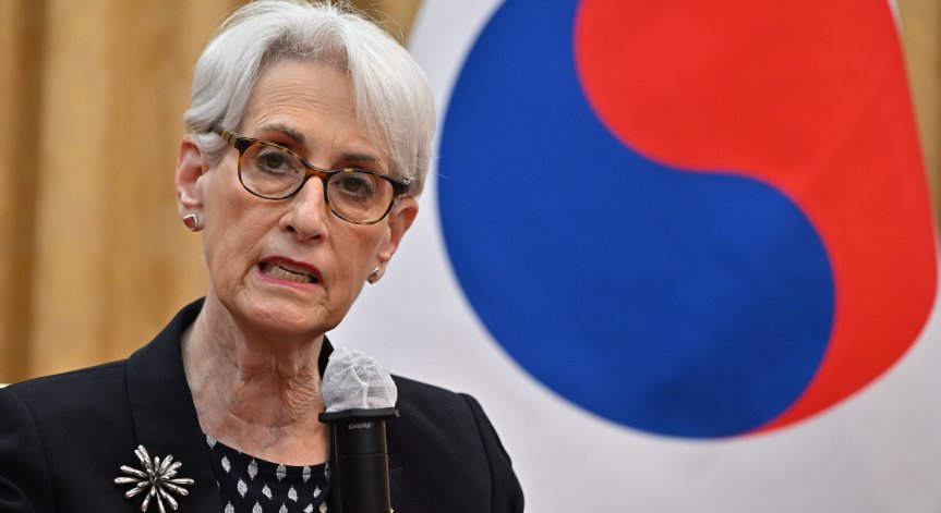 САЩ призова тихоокеанските страни да да не се поддават на авторитаризма