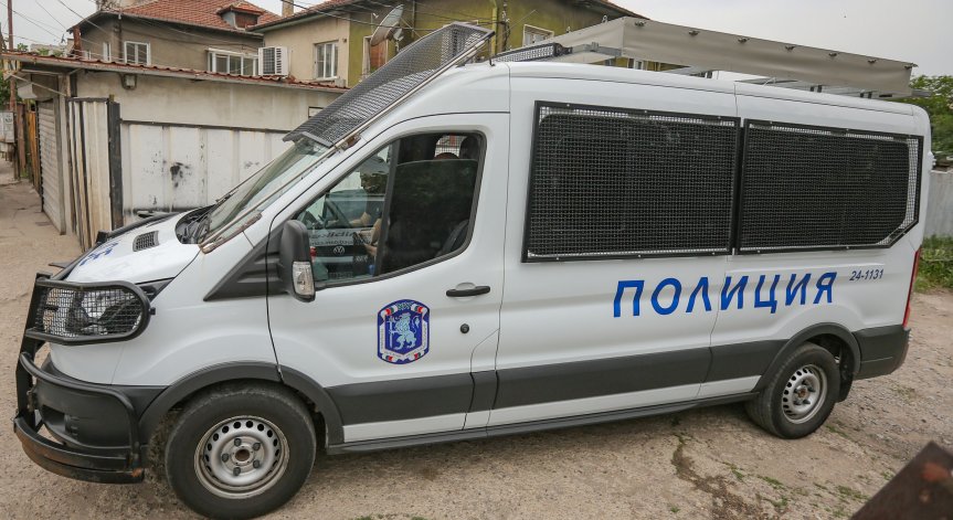 МВР разследва опит за взривяване на автомобил в Говедарци