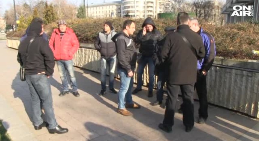 Полицаите в Русе излязоха на протест 