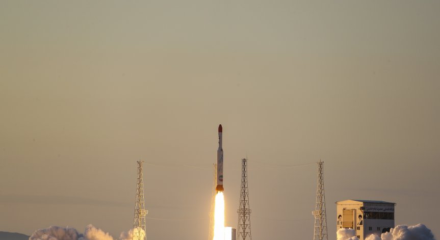 САЩ изпитали хиперзвукова ракета през март, но пазели теста в тайна заради войната