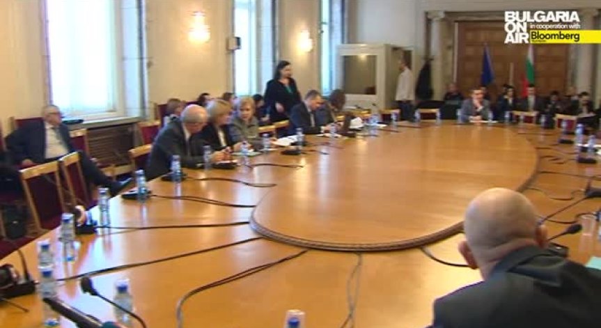 Бюджетната комисия одобри заем от 16 млрд лв