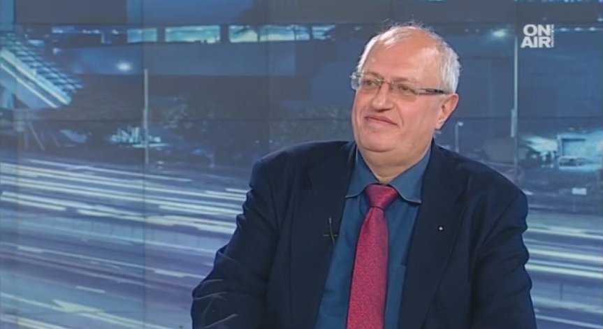 Болниците се нуждаят от реорганизация, но тя плаши и води до протести, поясни медик