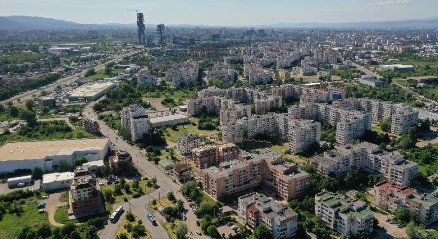 Цените на имотите: За тристаен в София семейство работи поне 7 г., без да харчи за друго