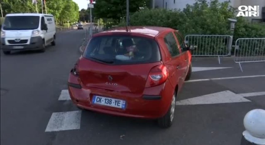 Мъж опита да се вреже с кола в мюсюлмани в Париж