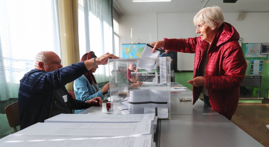 19 областни града отиват на балотаж утре