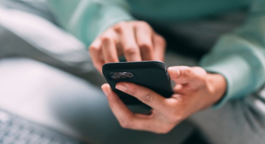 Южнокорейски учени: Умереното ползване на смартфон е полезно