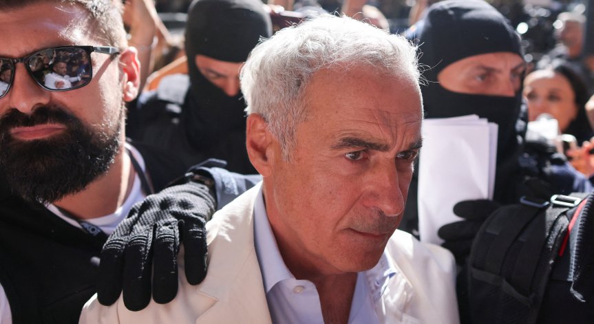 Калин Джорджеску влиза в ареста за 30 дни за измама за 1,1 млн. евро