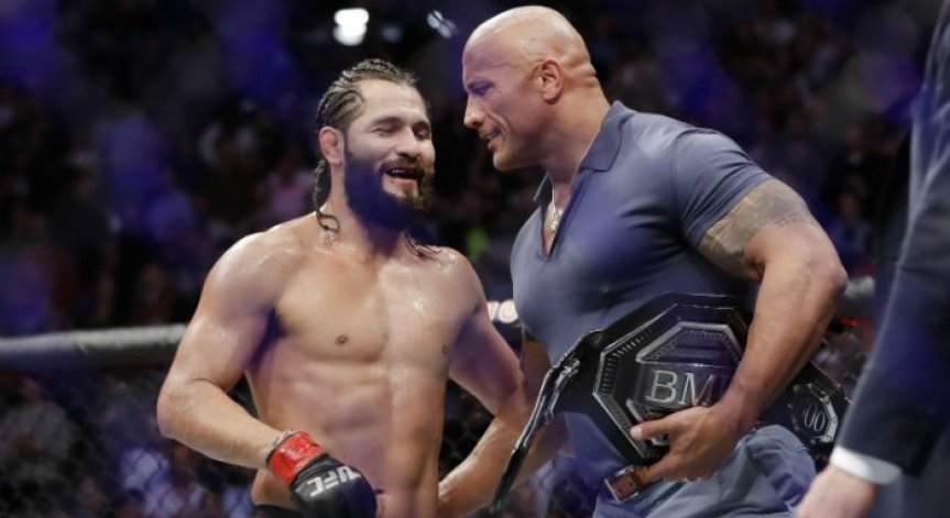 Скалата стана партньор на UFC