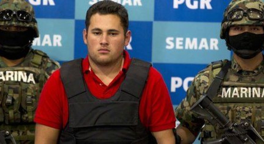 Мексиканската полиция арестува продавач на коли вместо син на наркобос