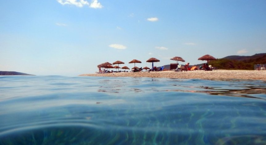 МЗ призова: Не пътувайте до Гърция, Турция и Кипър без причина