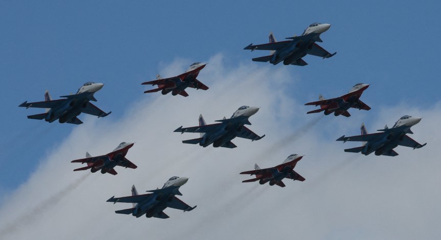 Изтребители на НАТО реагираха на нарушението.