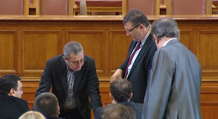 Депутатите решиха да отложат създаването данъчна полиция