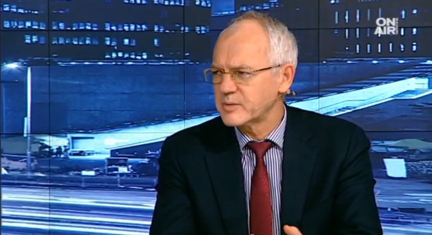 Бизнесът иска отлагане на по-високата минимална заплата. Защо?