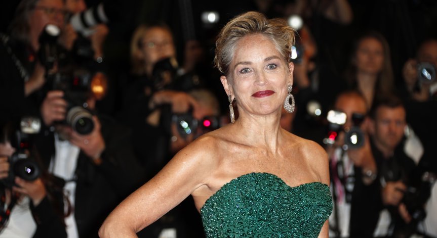 Шарън Стоун с тъжна изповед: Губи едно от децата си, докато мъжът ѝ воюва срещу Русия