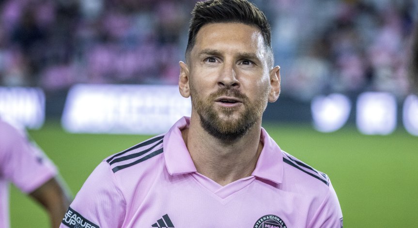 Меси, Де Бройне и Холанд ще се борят за трофея 