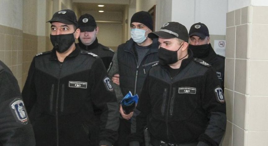 Възмездие: Викторио Александров вече излежава 30-годишната си присъда за убийството на детето и жена си