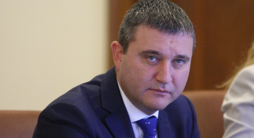 Владислав Горанов бил разпитан по делото срещу Божков