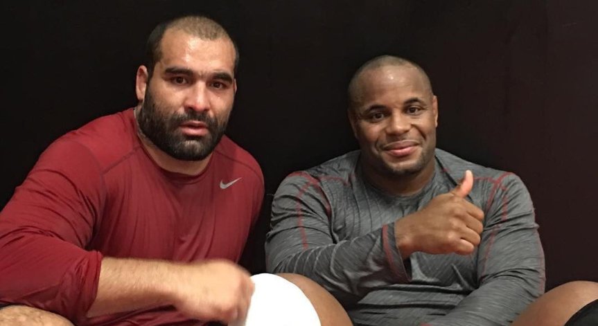 Багата отново тренира с шампиона в UFC Даниел Кормие