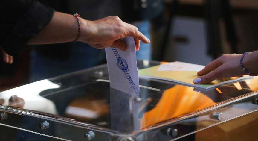 Доверие в гласуването по пощата: 200 000 се регистрираха за вота за евродепутати