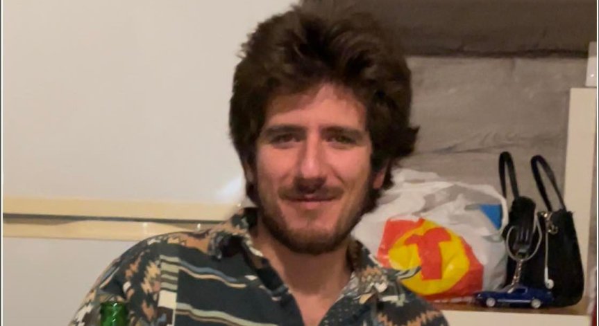 Братът на Емил разказа: Обича приключенията, никога не забравя да звънне на мама