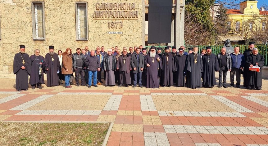 Избират двама кандидати за Сливенски митрополит