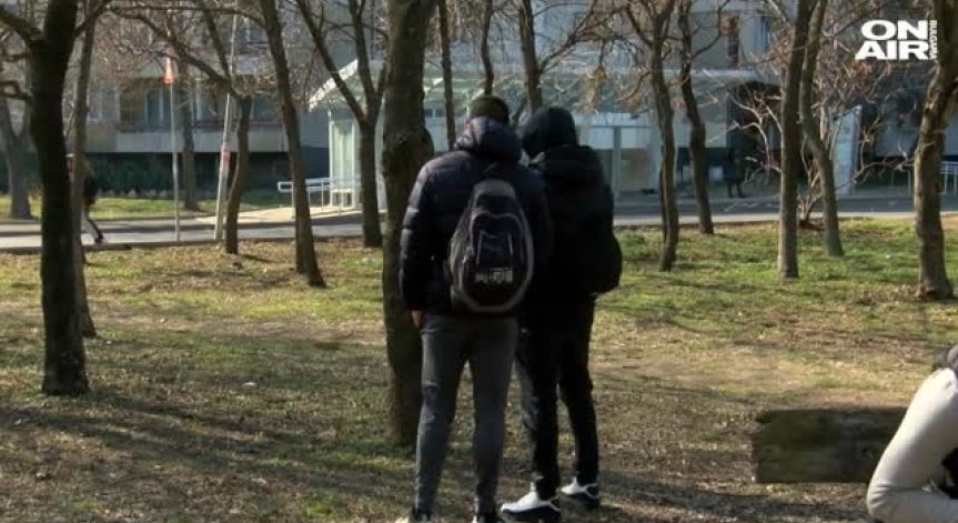 16-годишно момче се простреля в слепоочието с газов пистолет при опит за селфи