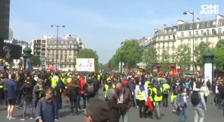 В Деня на труда: Хиляди протестиращи се събраха за годишния марш в Париж