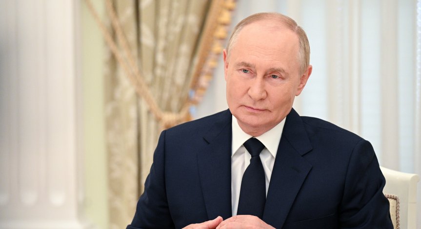 МНС твърди, че Путин е отговорен за военни престъпления.