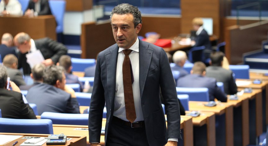 Даниел Лорер вече не е част от ПП-ДБ.