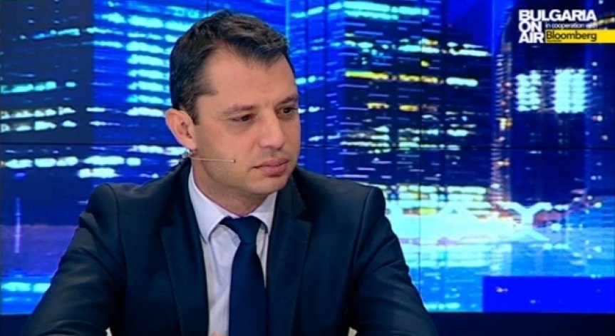 Шест компании с интерес да проучват за петрол и газ в  Силистар  и Терес