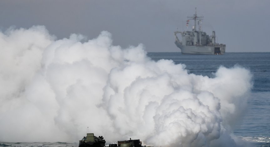 Тайван притеснен: Китай построи огромни военни бази около нас 