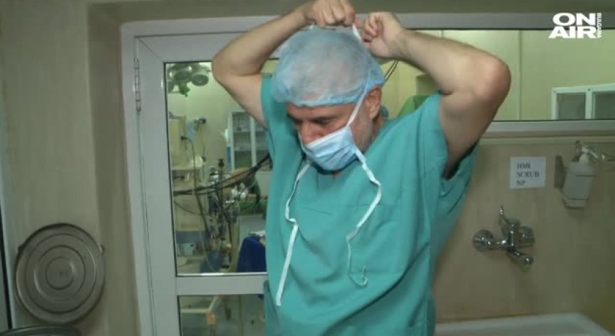 55-килограмов тумор на яйчник отстраниха лекари у нас