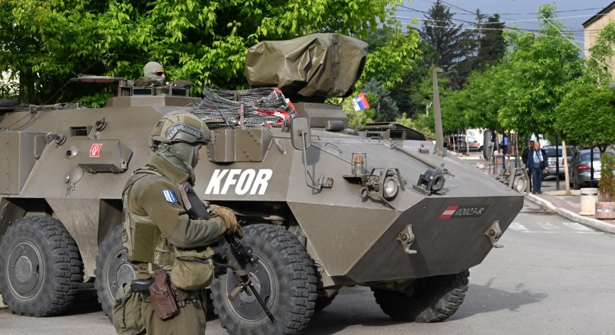 Сръбски камиони блокираха граничните пунктове Мердаре и Ярине