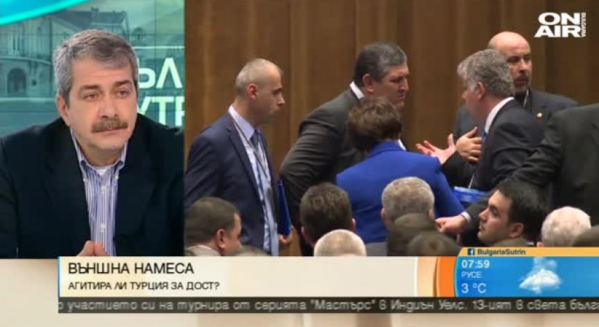Евгени Михайлов не вижда предизборна агитация от страна на Турция
