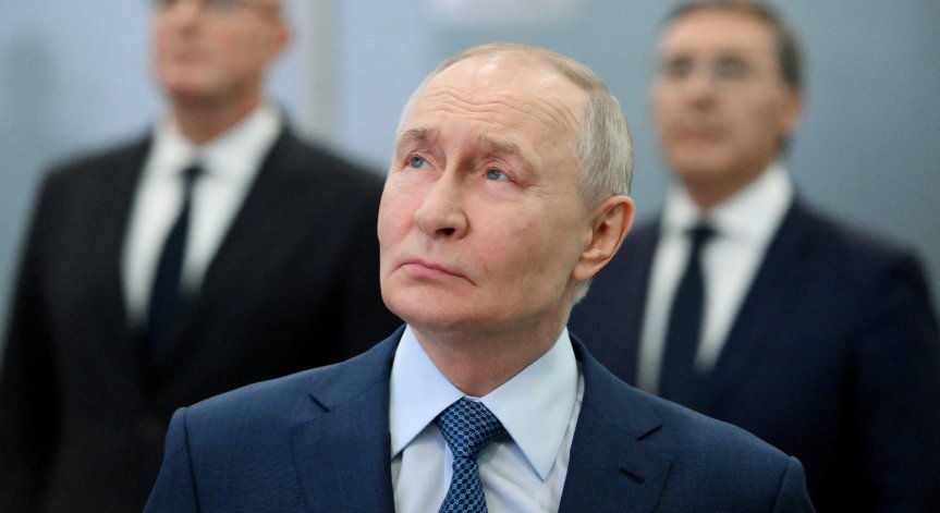 Путин пред студенти: Генетиката е по-сериозна от атомната бомба