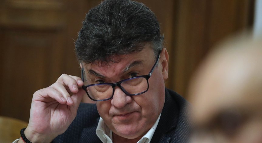 Официално: Заличиха Михайлов и вписаха Касабов като президент на БФС