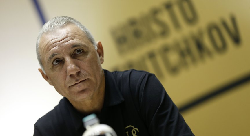 Стоичков плаче по телефона на Вежди Рашидов: Върни се, хората те обичат!