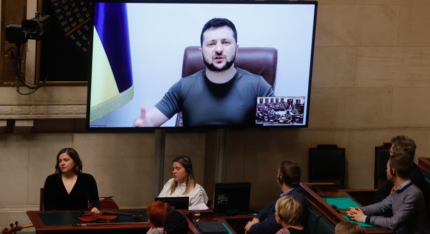 Зеленски към Белгия: Трябват още ограничения срещу Русия, мирът е по-скъп от горивата