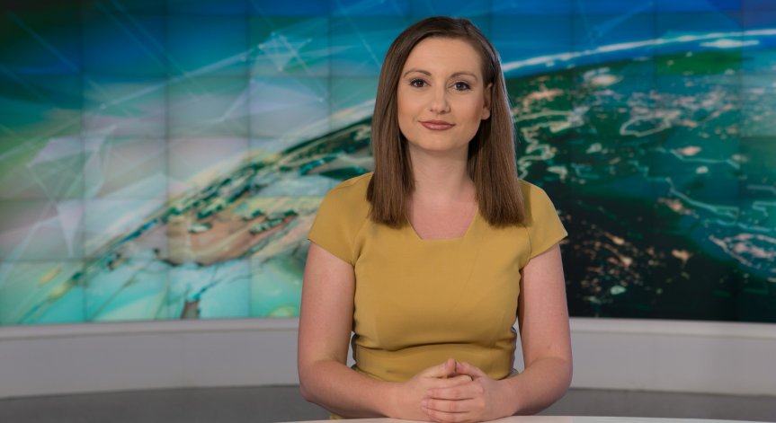 Лора Инджова се включва в литературното турне на Константина Живова