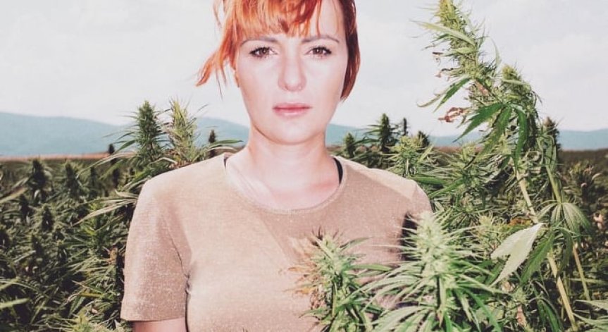 Рут Колева възмутена: Притежанието на марихуана трябва да е легално