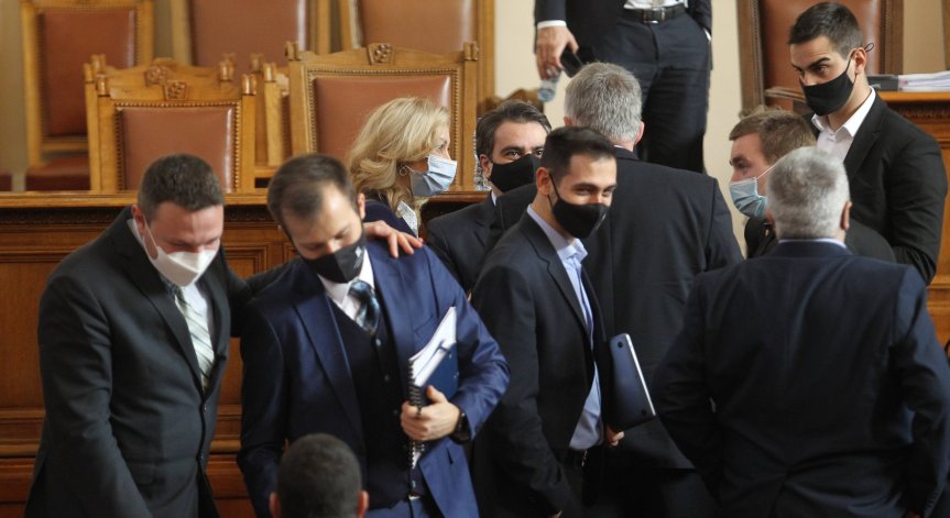 НС заседава извънредно, обсъждат бюджетите на НЗОК и ДОО