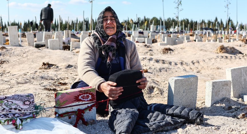 ООН: Загиналите след земетресенията вероятно са над 50 000